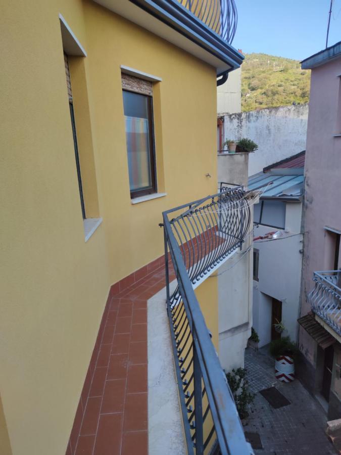 Cottage Gole Alcantara Pafumi Graniti Exterior photo